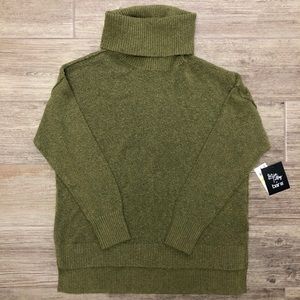 Bar III BeccaTilley Olive Press Turtleneck Sweater